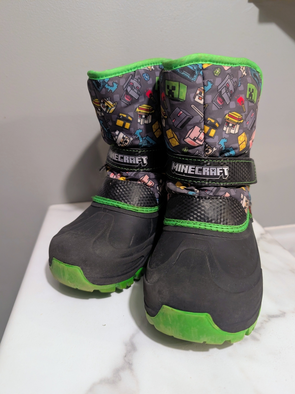 Minecraft Kids’ Winter Boots – Size 1